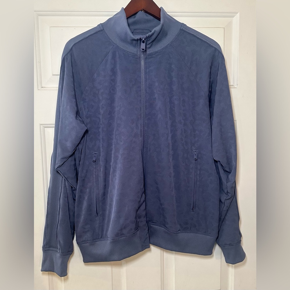 Athleta Brooklyn Bomber Jacket‎ Womens Size Large Leopard Print Full Zip Purple.